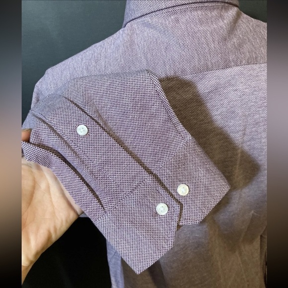 NWT Black Brown 1826 Burgundy Men’s Button-Down Shirt size 32/33 - Picture 5 of 9